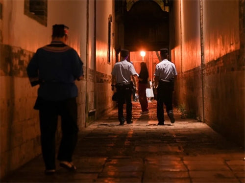 <span style='background-color:;'>169839628541300734</span>0.jpg 8.jpg