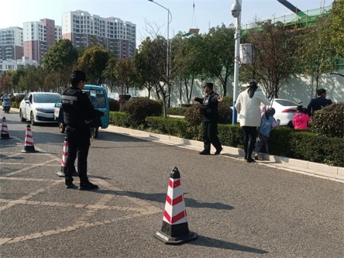 1711097628320065909.jpg 1.jpg