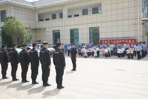 <span style='background-color:;'>17228275689</span>51022794.jpg