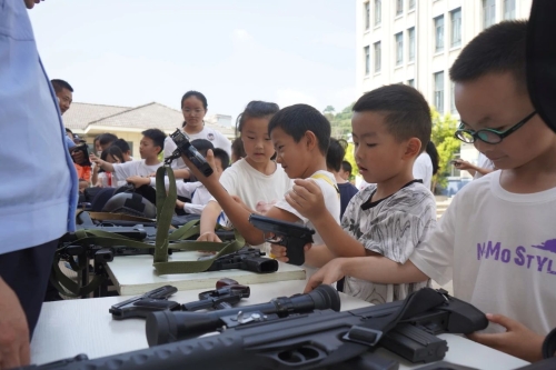 <span style='background-color:;'>17228278708</span>33060634.jpg