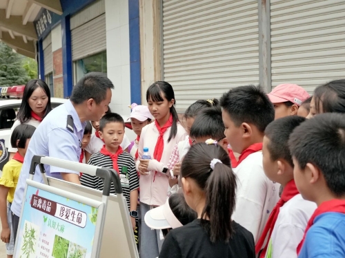 <span style='background-color:;'>17362171884</span>71031654.jpg