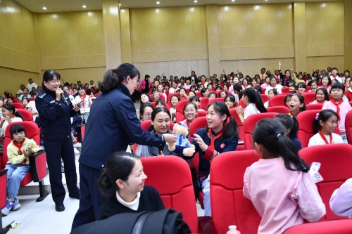 <span style='background-color:;'>17362172863</span>58032175.jpg