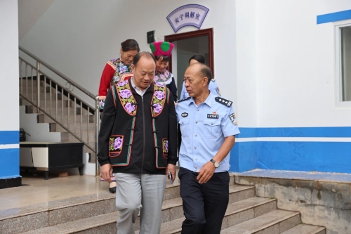 <span style='background-color:;'>17491788104</span>27048825.jpg