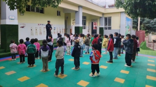 1769148648703047174.jpg 640 (34).jpg